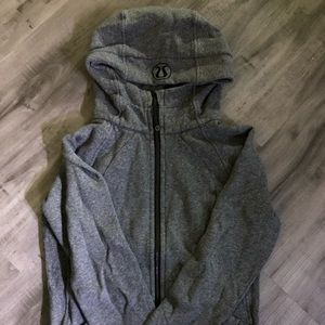 LuLu Lemon sweater